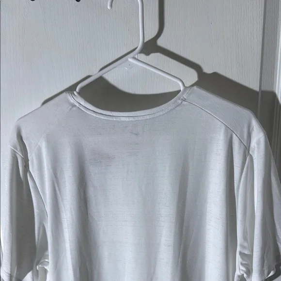 BNWT LARGE Nike White T-Shirt - Picture 5 of 7